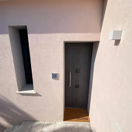 Gæstehus The Square 4*