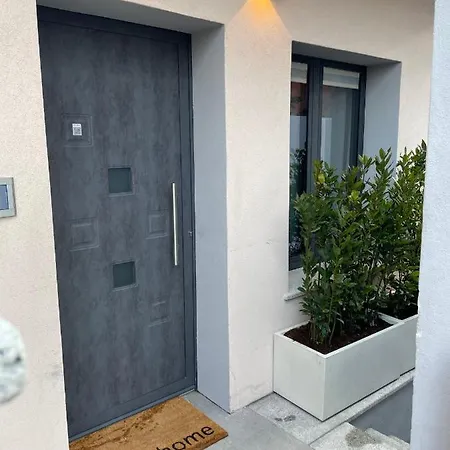 The Square Maison d'hôtes 4*