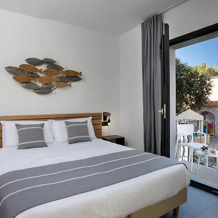 The Square Guest house *
