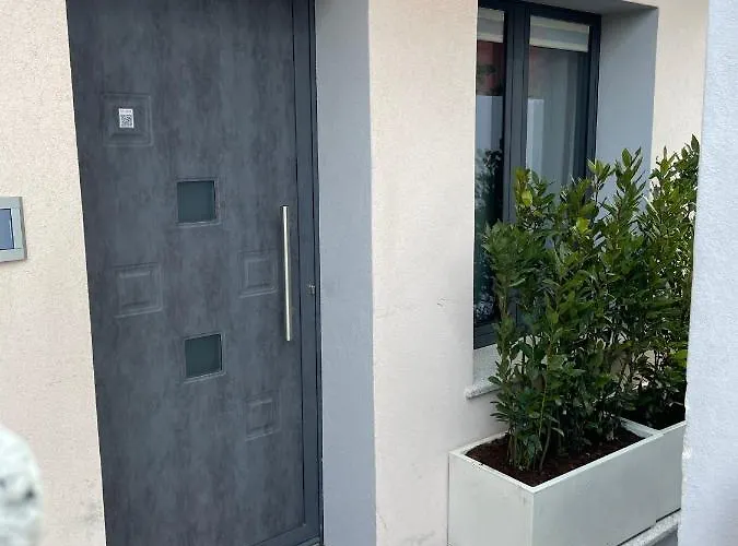 The Square Penzion 4*