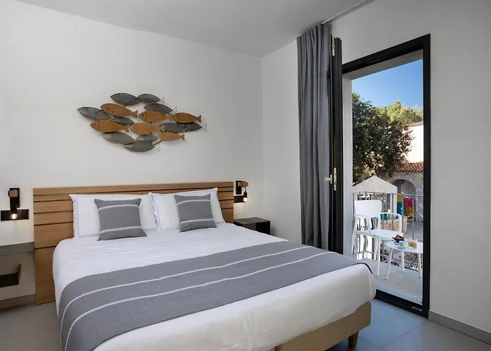 The Square Guest house 4*